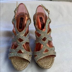 Cathy Dio Platform Shoes